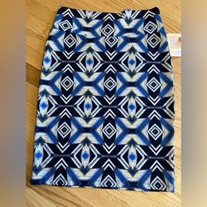 Blue/White Women’s Lularoe Cassie Skirt. NWT. Sz Large